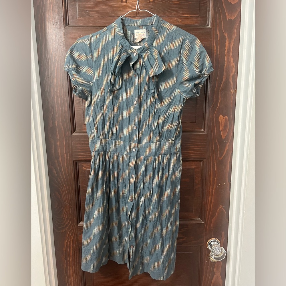 Fun steal blue dress with retro feel, purchased from urban outfitters in 2008